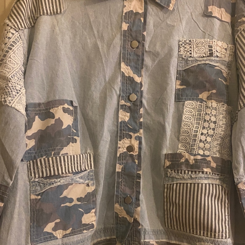 Nwot Pol Patchwork Denim Jacket, Size M - image 3